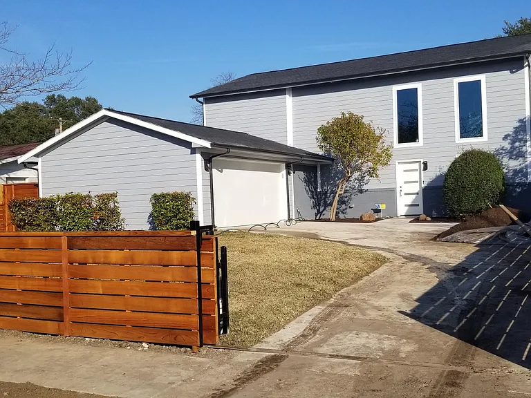 10842 Brockbank Dr — Photo 1