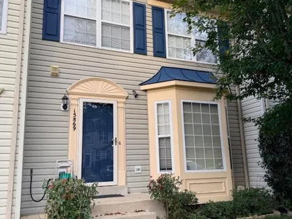 15869 Pebblewood St, Dumfries, VA 22025