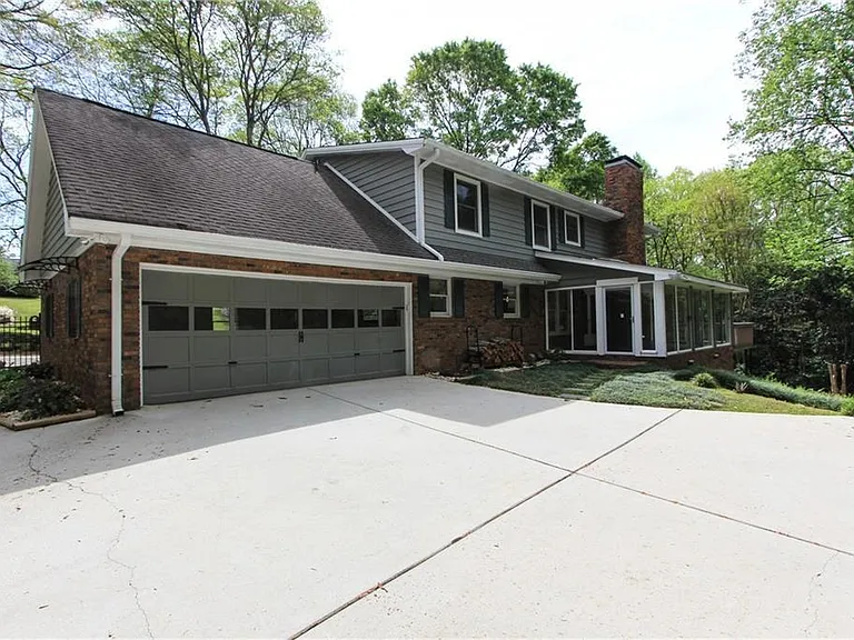 1365 Timberland Dr SE — Photo 43