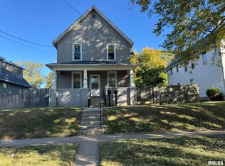 1029 18th Ave, Moline, IL 61265