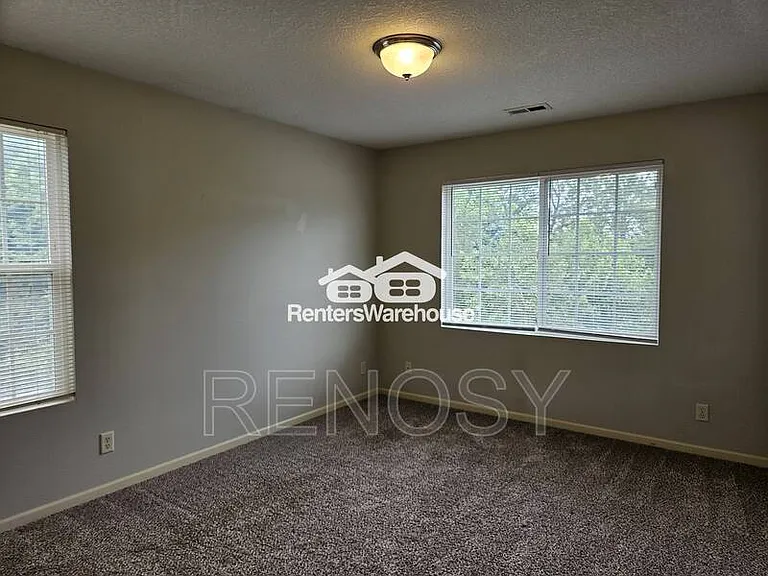 1400 S 52nd St #60 — Photo 11