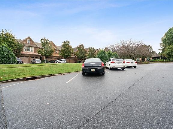 4th image of 2124 Caswell Cir #163