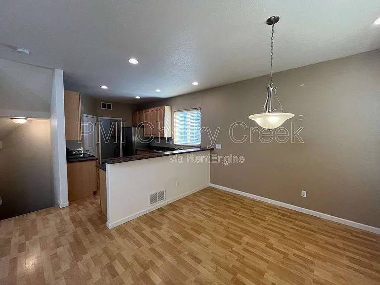 5271 Canyon View Dr — Photo 8