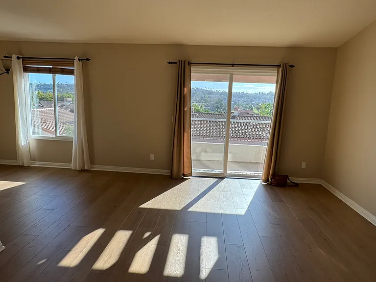 7372 Altiva Pl — Photo 24