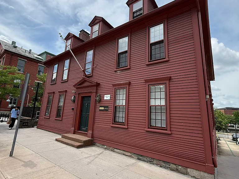 203 S Main St #2B — Photo 1