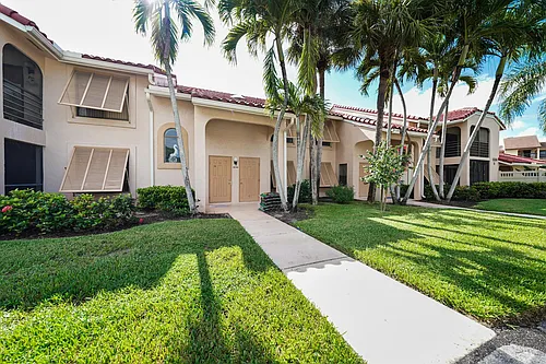 10204 Mangrove Dr #103 Photo 1
