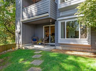 8418 240th St SW APT A106, Edmonds, WA 98026