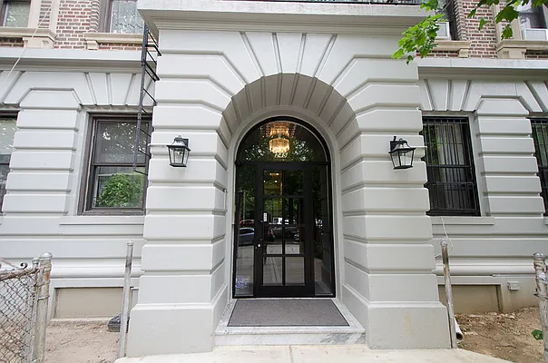 Rented by Brick&Mortar | media 19