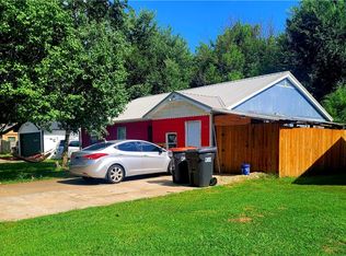 470 Village Ln, Springdale, AR 72764