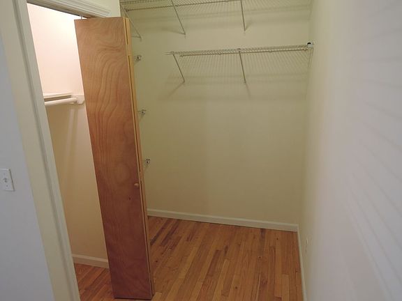 5th image of 3315 28th Ave APT 1M