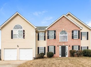 49 Fieldstone Dr, Powder Springs, GA 30127