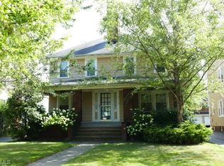 3112 E Derbyshire Rd, Cleveland Heights, OH
