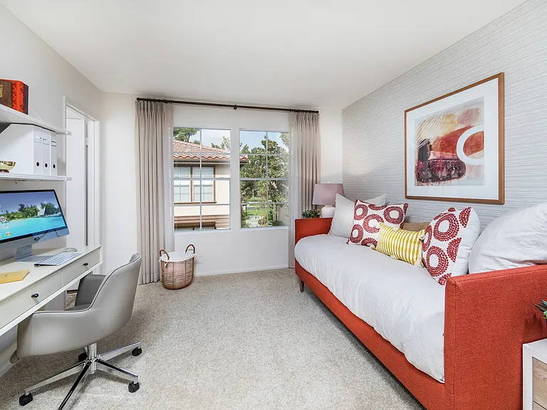 Rancho Maderas Apartment Homes — Photo 9