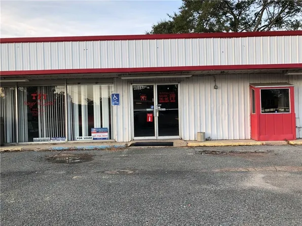408 W 4th St, Dequincy, LA 70633