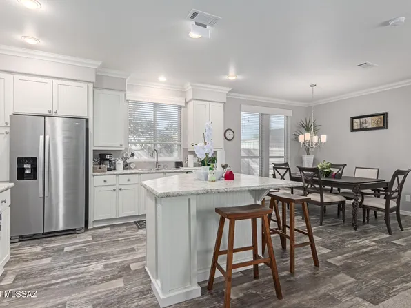 1350 W Limberlost Dr, Tucson, AZ 85705