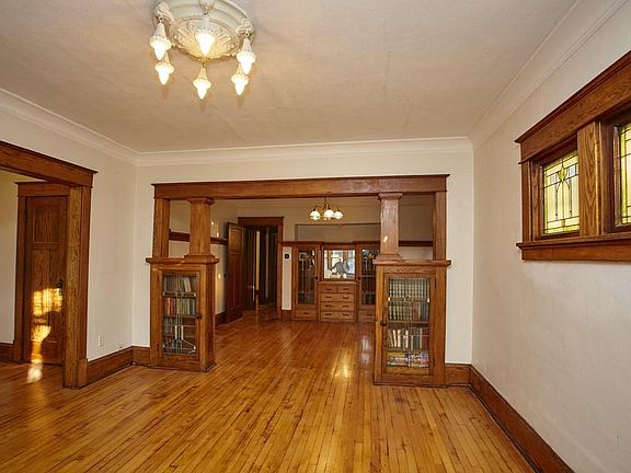 2nd image of 3054 N Humboldt Blvd