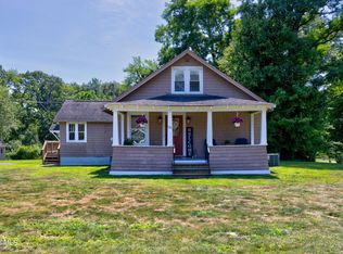 39 Gleason Rd, Glenville, NY 12302