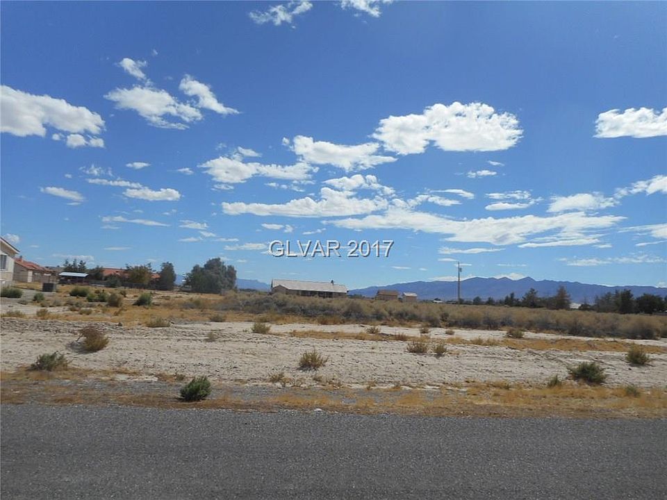 2nd image of 2701 Idlewild St