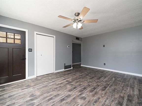 5th image of 693 Rand Rd
