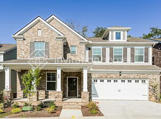 220 Crown Gardens Ct, Hermitage, TN 37076