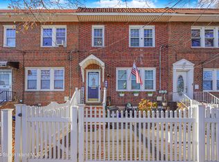 39 Hylan Pl, Staten Island, NY 10306