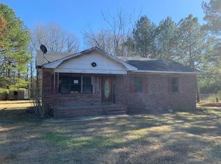325 Blue Spring Rd, Saluda, SC 29138