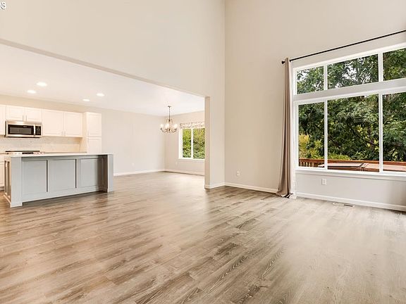 4th image of 13145 SW Creekshire Dr