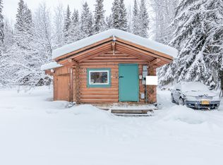 562 Ester Loop, Fairbanks, AK 99709