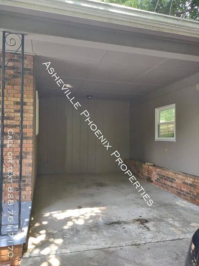 3 bed, $1,600 — Photo 4
