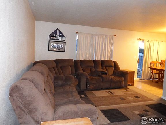 3rd image of 704 Campbell