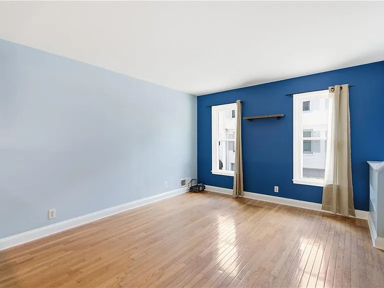 856 Saint Charles Ave NE #8 — Photo 4