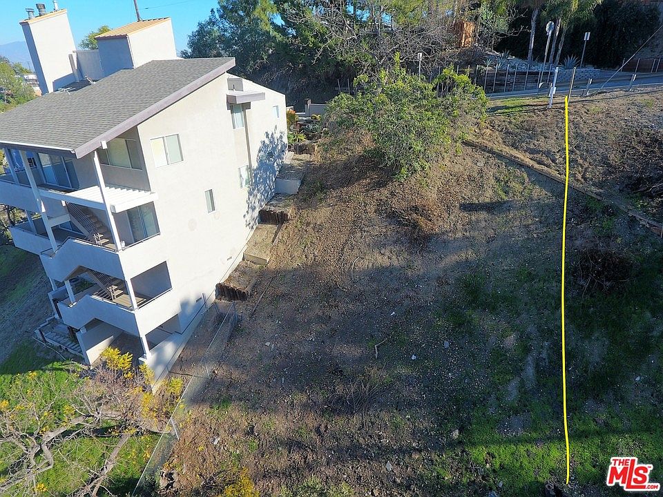 1st image of 766 Quail Dr