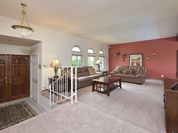 4th image of 1606 Peachwood Dr