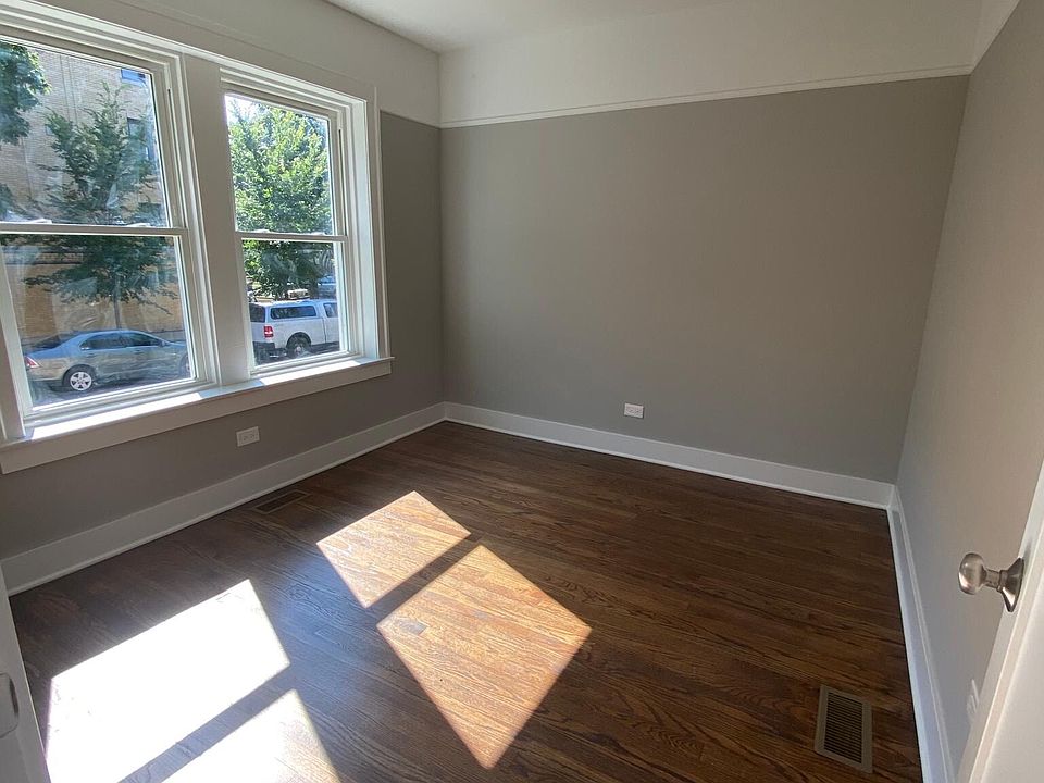 1st image of 5034 N Washtenaw Ave #10795201