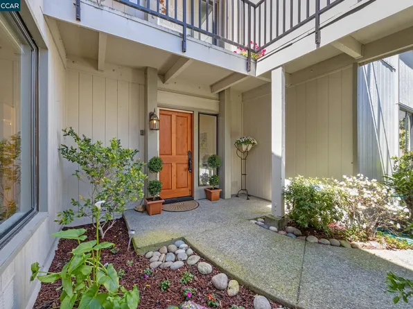 3282 Rossmoor Pkwy APT 4, Walnut Creek, CA 94595