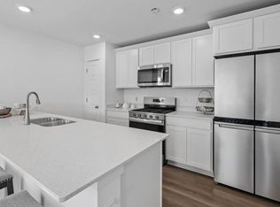 787B Concord Cir, Burlington, WI 53105