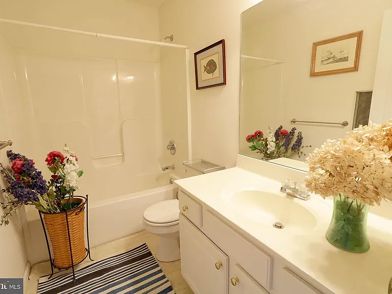 226 Amblewood Way — Photo 16