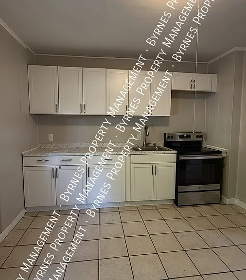 14 C St #14 — Photo 2