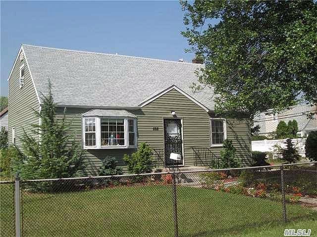 2nd image of 888 Lee Rd