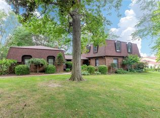 160 Virginia Dr, West Liberty, OH 43357