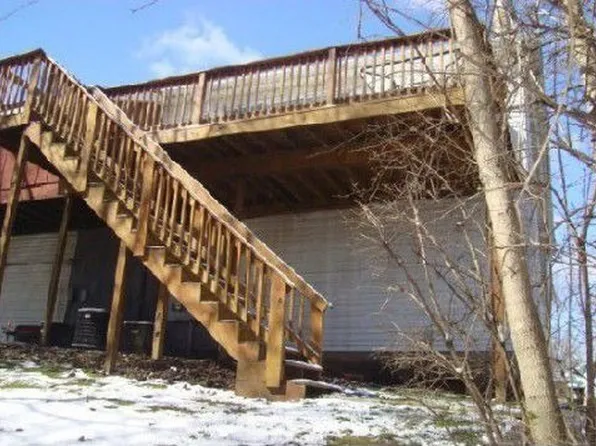 1334 Black Forest Dr, Dayton, OH 45449