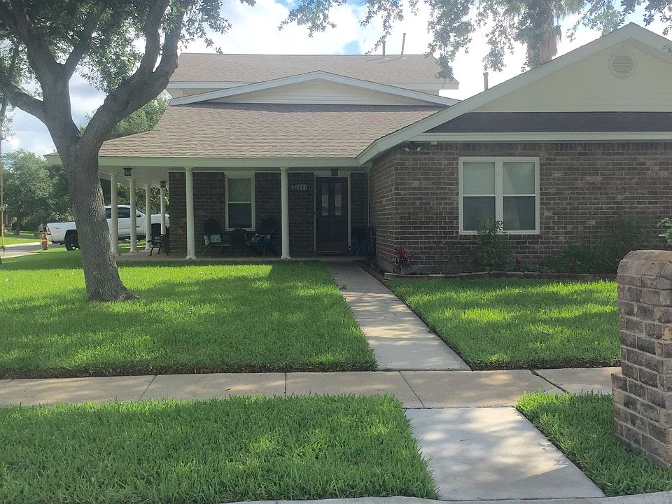 1st image of 2001 Park Wood Dr
