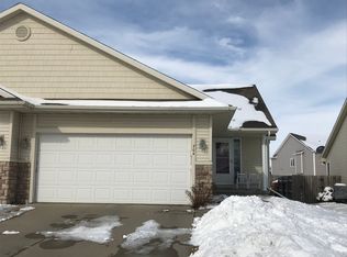 704 SW 46th St, Ankeny, IA 50023