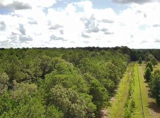 895 Dream Catcher Rd, Wallisville, TX 77597