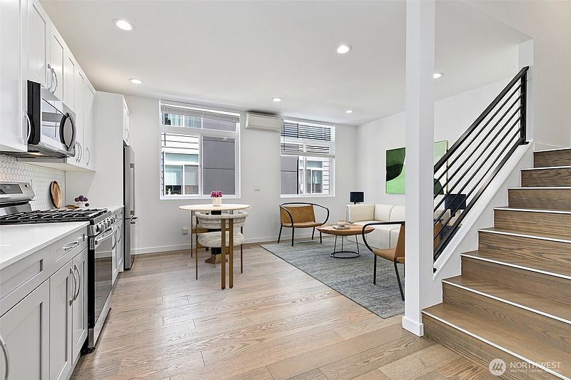 4th image of 919 NW 56th Street #D