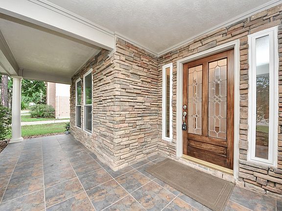 4th image of 5622 Pinaster Pointe Ln