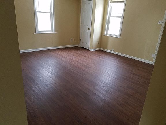 Living room North west view