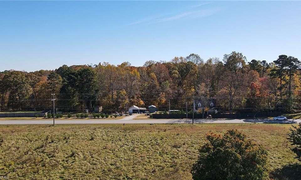 1st image of 3412 Dillon Rd