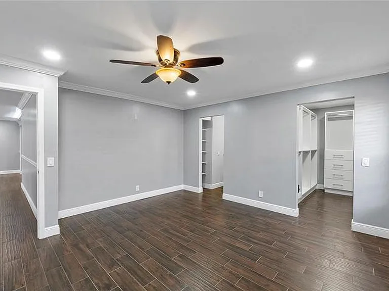 5820 NW 56th Pl — Photo 9