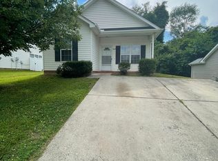 1615 Kay St, Greensboro, NC 27405